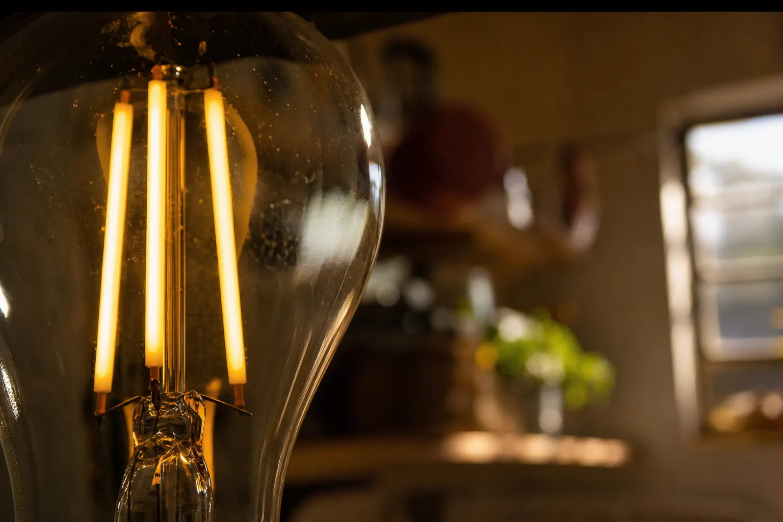 Desconto na conta de luz: formas reais de pagar menos