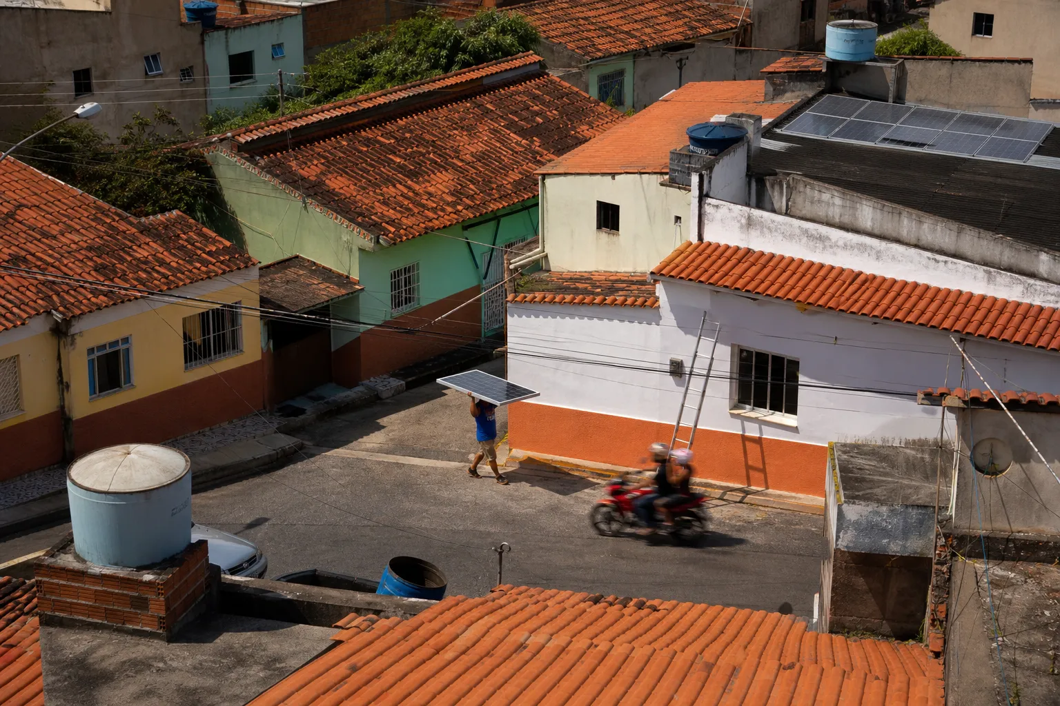 Energia solar por assinatura sem investimento: por que assinar em vez de instalar placas